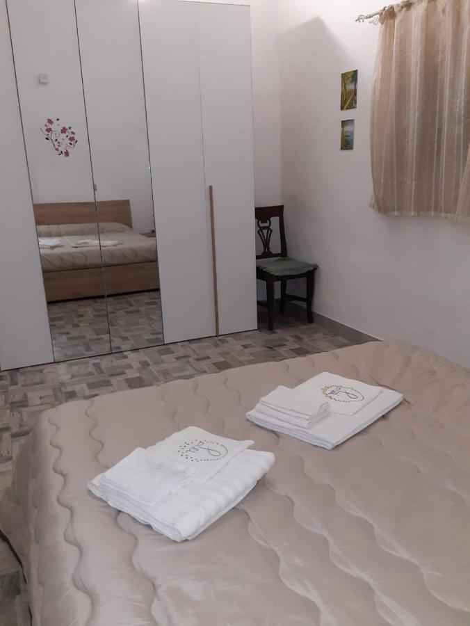 Apartament La Casa Di Franco Palermo Zewnętrze zdjęcie